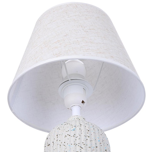 картинка LUMION 8217/1T CLASSI LN26 508 бежевый, керамика/текстиль Настольная лампа Е27 1*60W 220V FANNA