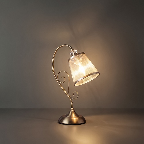 картинка Freya Настольный светильник Дриана / Driana