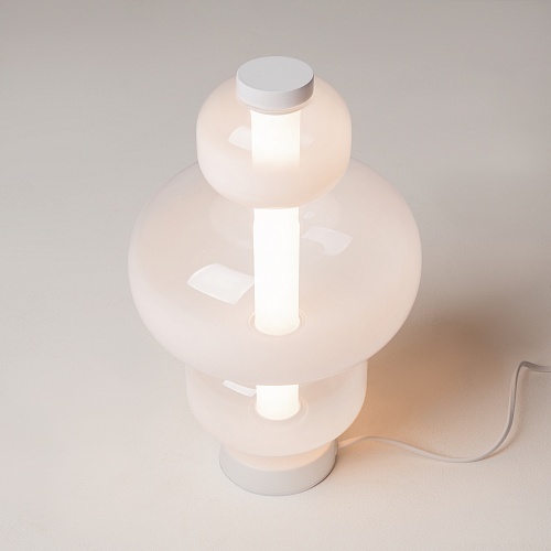 картинка Maytoni Настольный светильник Атмос / Atmos 3000К 15Вт